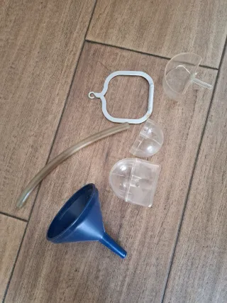 Jaula para pájaros blanca