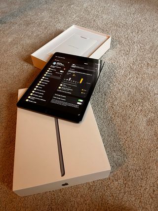 iPad 9ª Gen 2021 A2602 WiFi. Gris espacial.