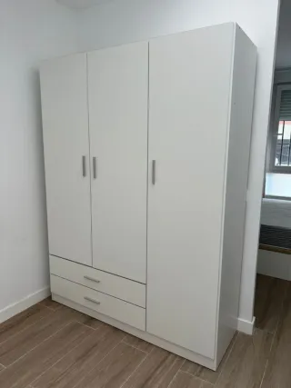 Armadio 3 porte con cassetti