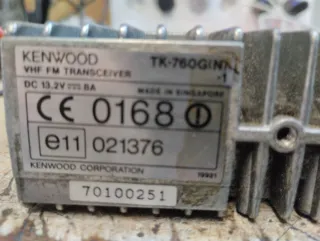 Radio Kenwood VHF Negra