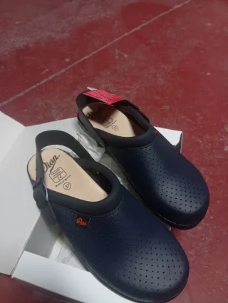 Zuecos Dian Mujer Talla 37 Azul