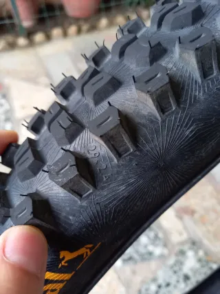 Pneumatico Continental Kryptotal Re 29x2.40 Enduro Soft