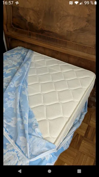 2 Somieres y colchones de 90 cm