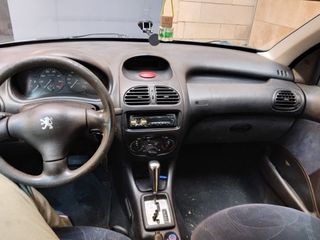 Peugeot 206 2001