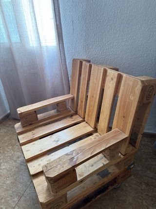 Sofá Palet Madera y Tela