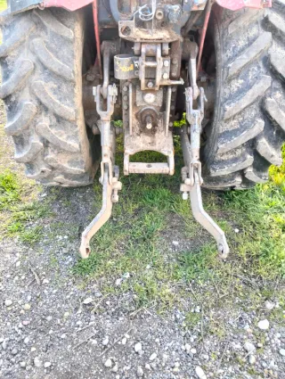 Tractor Massey Ferguson 374S