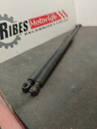 Amortiguadores maletero BMW E36 compact