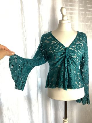 Camicetta in pizzo verde maniche lunghe