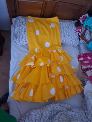 Falda flamenca con lunares