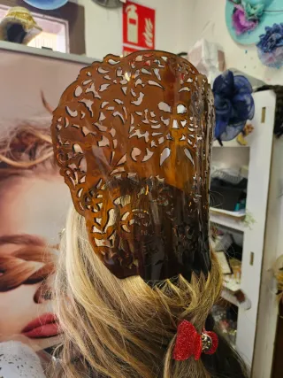 Peineta Madrina Manola Carey Marrón