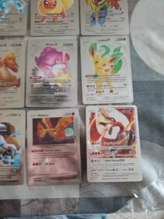 Cartas Pokémon V y VMAX