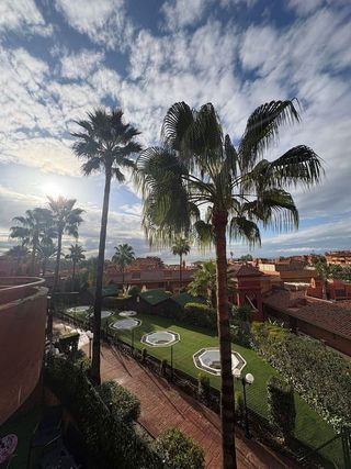 Piso en venta en Cabo Pino - Reserva de Marbella en Marbella