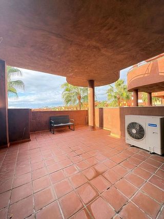 Piso en venta en Cabo Pino - Reserva de Marbella en Marbella