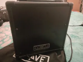 Bajo 3RD AVE + Amplificador 15W