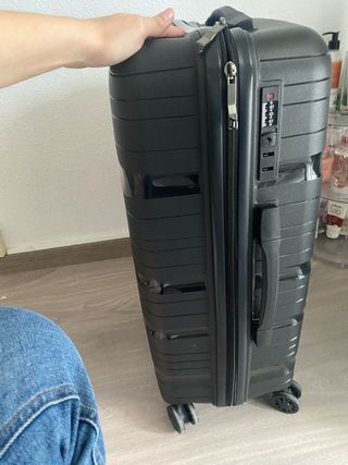 Maleta ruedas negra