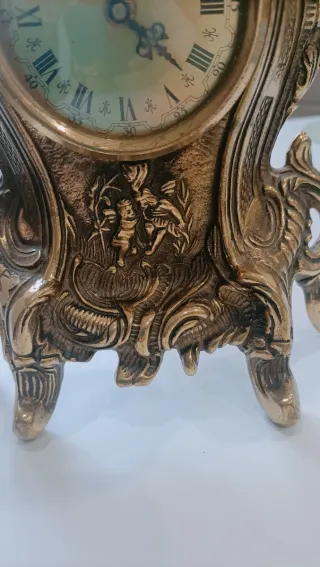 Orologio da tavolo vintage barocco dorato