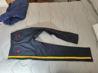 PANTALON CHINO.MARCA ÁLVARO MORENO. TALLA 40