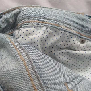 Vaqueros azul desgastado con rotos Sfera Talla 40