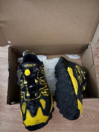 ADIDAS GTX ADVENTURE NEGRAS Y AMARILLAS