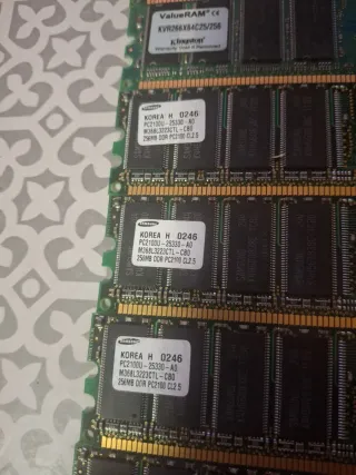9 Tarjetas RAM Samsung 256MB DDR