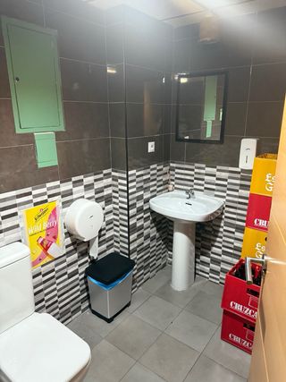 Traspaso bar de copas/cafeteria