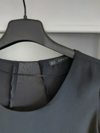 Zara Talla XS - Blusa doble capa y manga ¾
