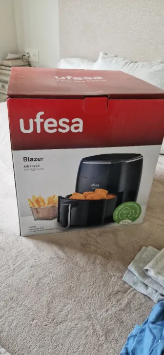 Freidora de aire UFESA BLAZER de 3,5L nueva
