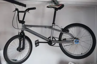 Bicicleta BMX Monty 129