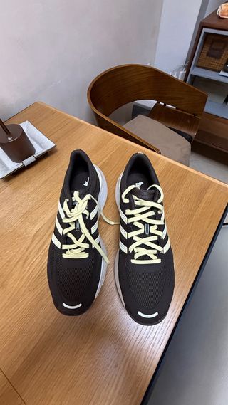 Adidas adizero akuru marron