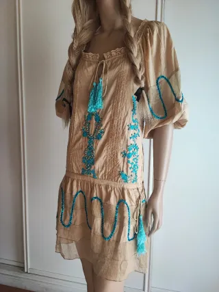 Vestido beige y turquesa nuevo Talla XS amplia