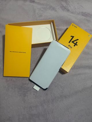 Realme 14 Pro - Negro/Blanco