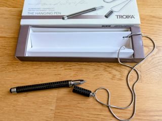 Bolígrafo Troika Hanging Pen Nuevo