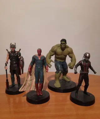 Lote 16 figuras superhéroes Marvel