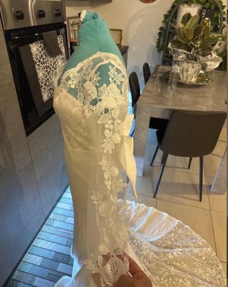 Abito da sposa sirena pizzo e fiocco taglia S