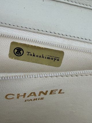 Bolso Chanel Piel Off-White Cadena Dorada
