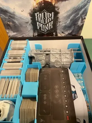 Frostpunk + expansión Frostlander + INSERTO