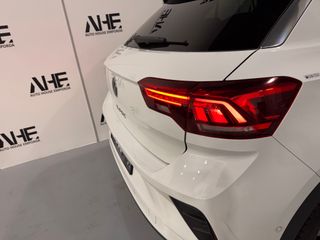 Volkswagen T-Roc R-LINE 1.5 TSI RLINE REESTRENO 25