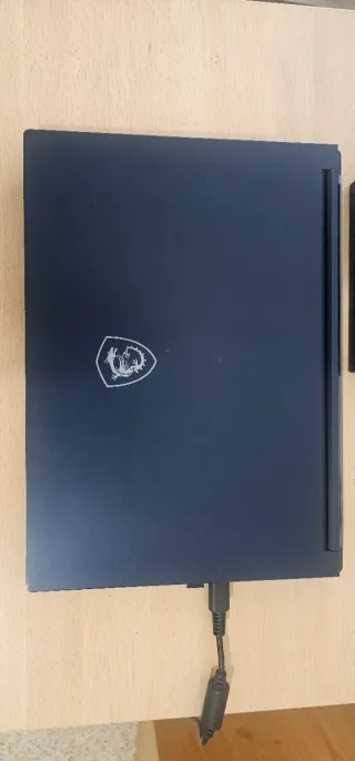 Portátil Gaming MSI Stealth 16 Studio