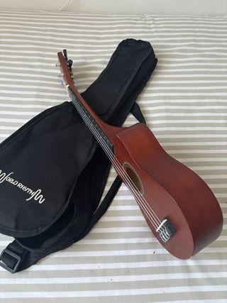 Ukelele marrón