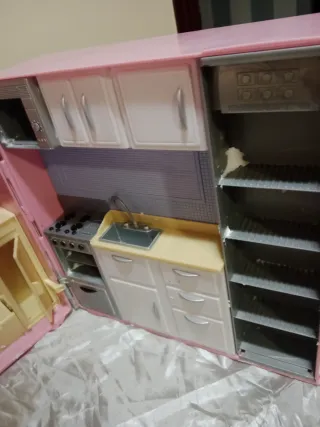 Autocaravana Barbie Rosa