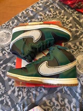 Nike Dunk High Retro University Green