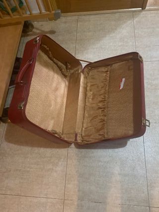 Maleta Vintage Roja (2)