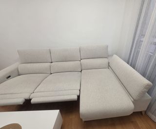 Sofá chaise longue . Seminuevo