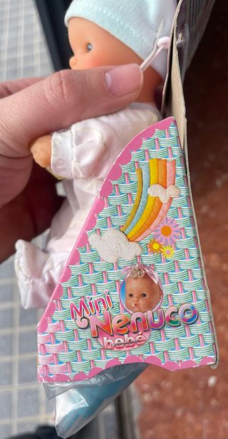 Muñeca Nenuco Famosa con gorrito azul