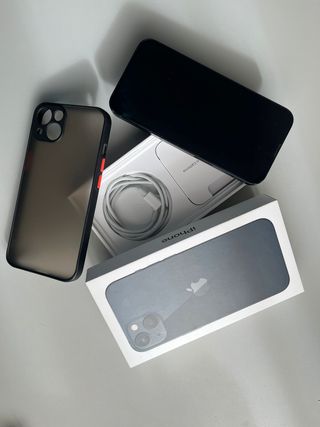 Apple iPhone 13 Negro (128gb) + Funda y Protector