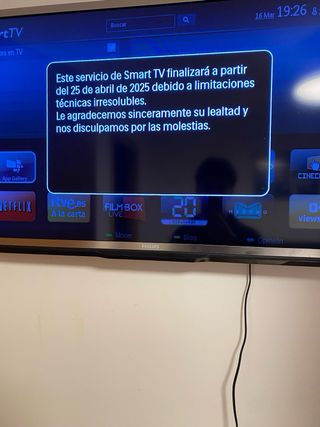 Televisión Panasonic Negra y Plateada