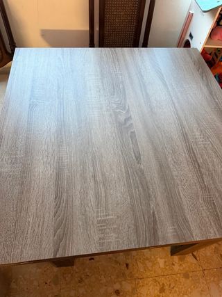 Mesa comedor extensible y sillas