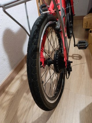 Bicicleta plegable ligera 14 kg. 7 marchas
