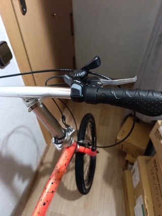 Bicicleta plegable ligera 14 kg. 7 marchas