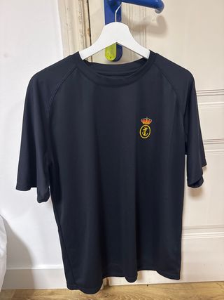 Camiseta Deportiva Negra Militar